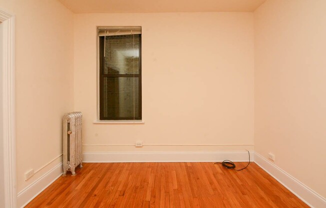 2737 Spaulding