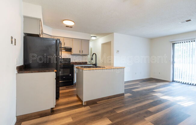 1 bed, 1 bath, 600 sqft, $650, Unit A103