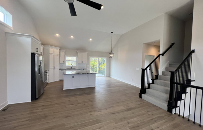 11014 S MILLSTONE DR