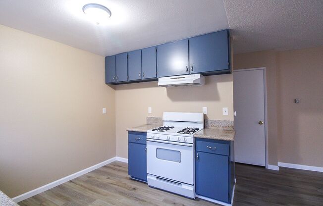 610 N Pasadena Avenue