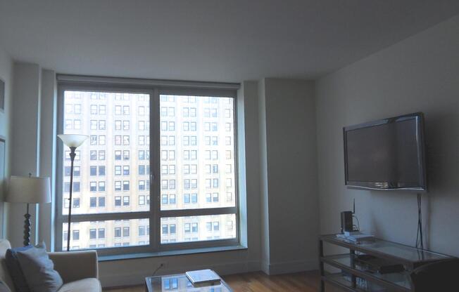 1 bed, 1.5 baths, 875 sqft, $5,150, Unit 22D