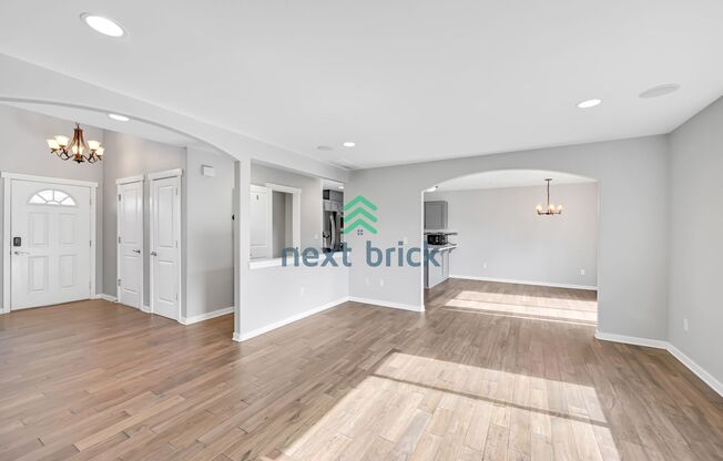 3 BEDS & 2.5 BATH  FOR RENT