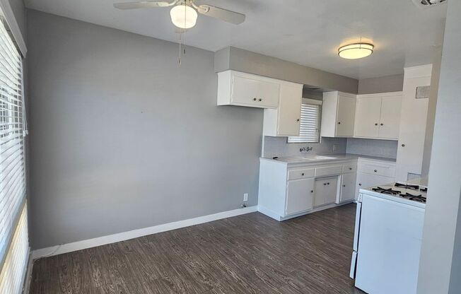 Beautiful Spacious 1 Bed/1 Bath Apartment Parking Available $1750 $1K OFF the 1st Month!