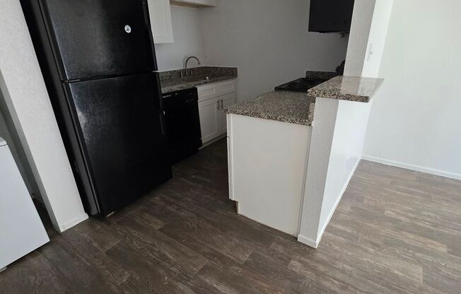 1 bed, 1 bath, 504 sqft, $899
