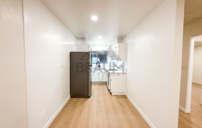 4636 LAUREL CANYON, LLC