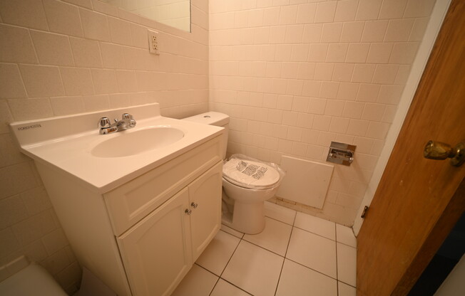 1223 BEACON ST