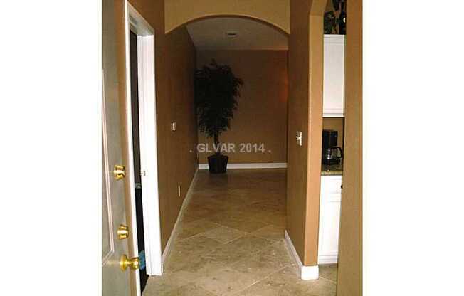 COMING SOON! NO SHOWINGS! ONE BEDROOM ONE BATH UPSTAIRS CONDO!