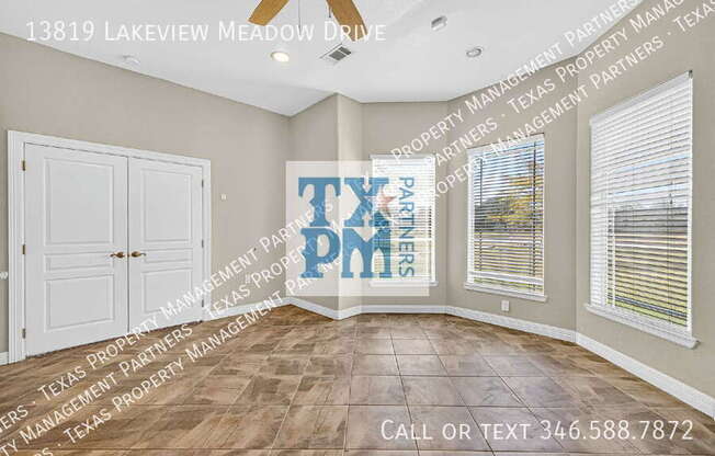 13819 LAKEVIEW MDW DR