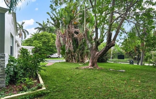 617 LAKESIDE HARBOUR #0 BOYNTON BEACH, FL 33435