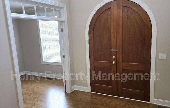 121 HARVESTWOOD DR