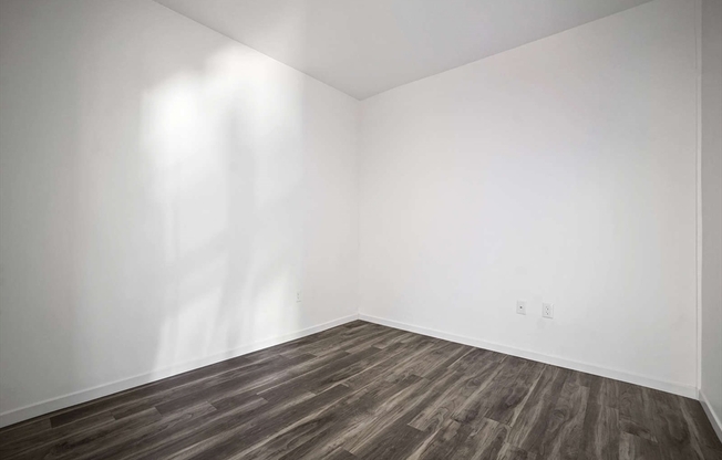 1 bed, 1 bath, 812 sqft, $4,500, Unit 504