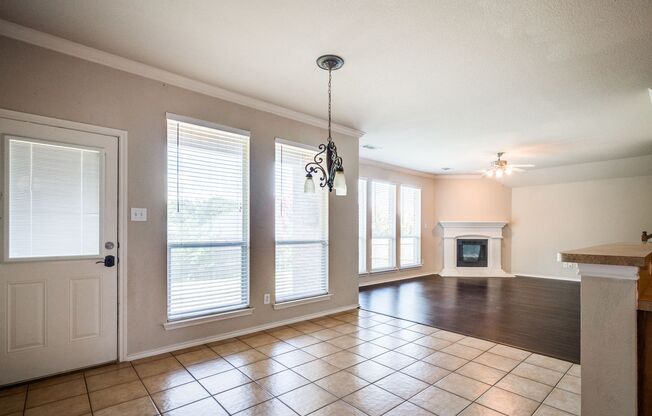 Now Available! 509 Crownpoint Dr | Arlington
