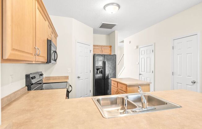 2 beds, 2.5 baths, $1,350