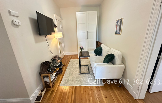 15 Egremont Rd, Brighton MA 012