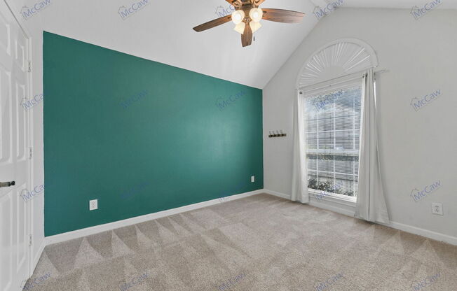 3 beds, 2 baths, 1,818 sqft, $2,395