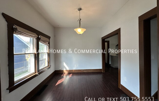 915 NE 80th Ave.