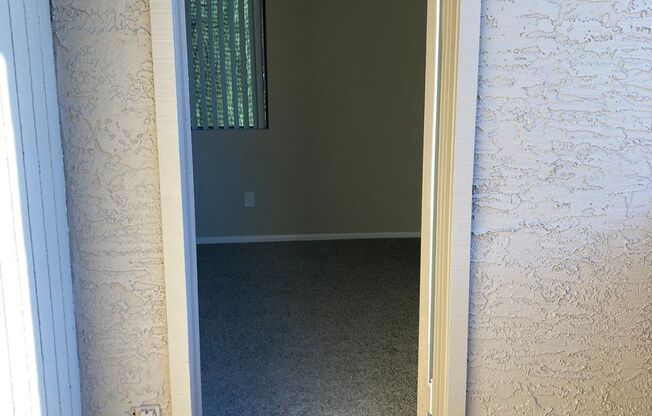 2 beds, 2 baths, 900 sqft, $1,375, Unit 250