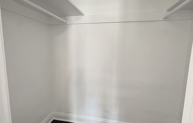 1 bed, 1 bath, $1,600, Unit Unit 211