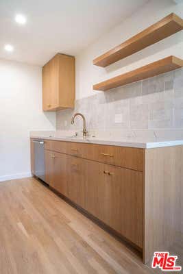 1 bed, 1 bath, $3,000, Unit 3