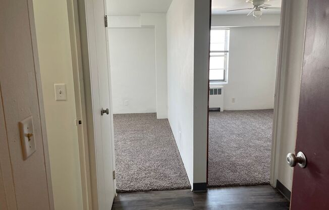 1 bed, 1 bath, 690 sqft, $765, Unit 422