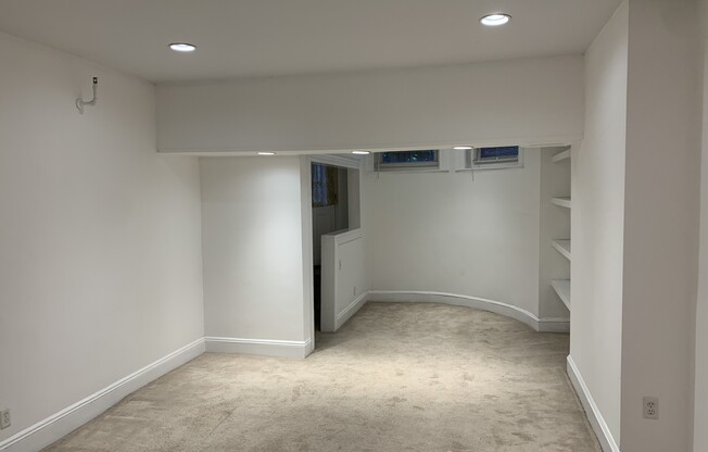 379 Commonwealth Ave