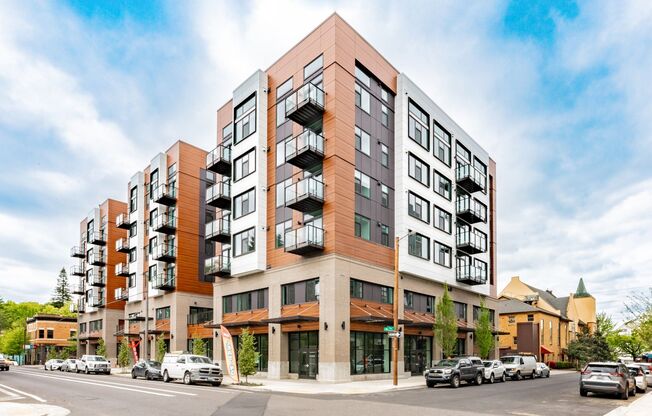 Zeal Lofts: Resort-style amenities, Micro-Studios starts at $795 | 6 WEEKS FREE thru Aug 31 | $199 deposit OAC