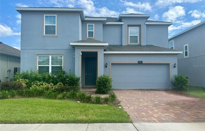 4/2 Beautiful Home on Water