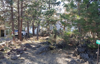 Standalone Unit in SW Bend