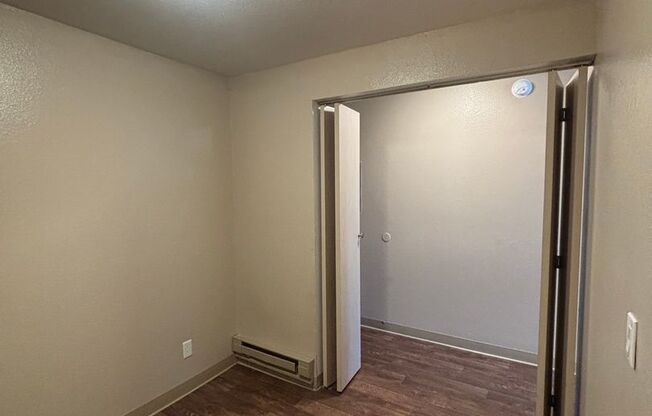 1 bed, 1 bath, 715 sqft, $2,045, Unit 307