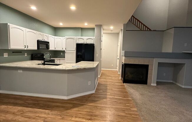 Bright and Modern 3-Bed, 2.5-Bath Townhouse in Homestead at Seven Stones