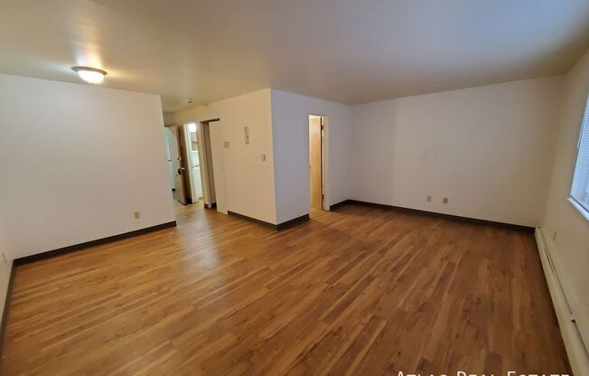 207 Mathew St