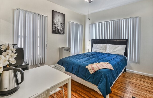 Studio, 1 bath, 231 sqft, $1,187.08, Unit 102