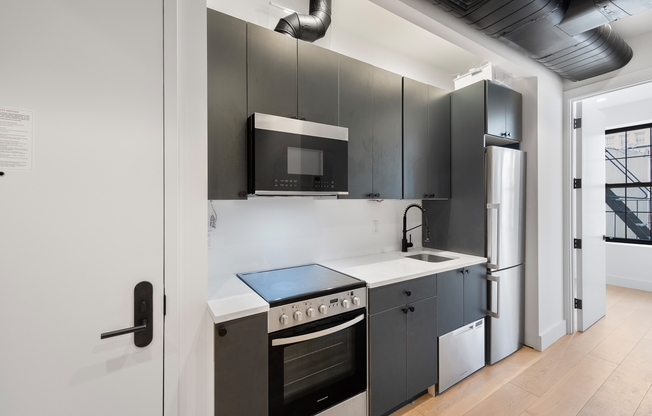 1 bed, 1 bath, $3,699, Unit 11E