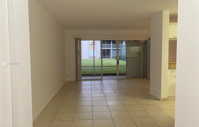 9525 SW 138 PL