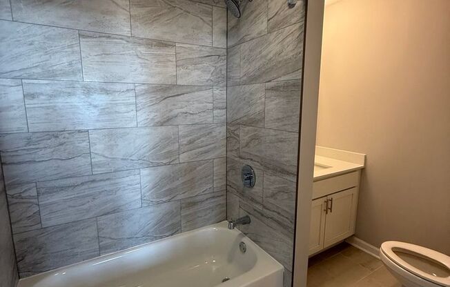 1 bed, 1 bath, 550 sqft, $1,400, Unit 1102