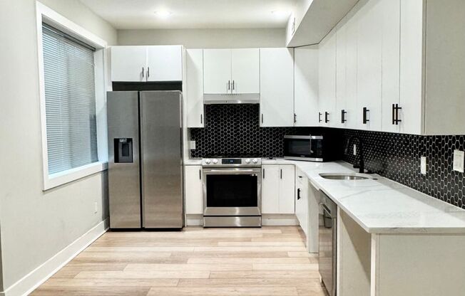 1 bed, 1 bath, 627 sqft, $1,299, Unit 204