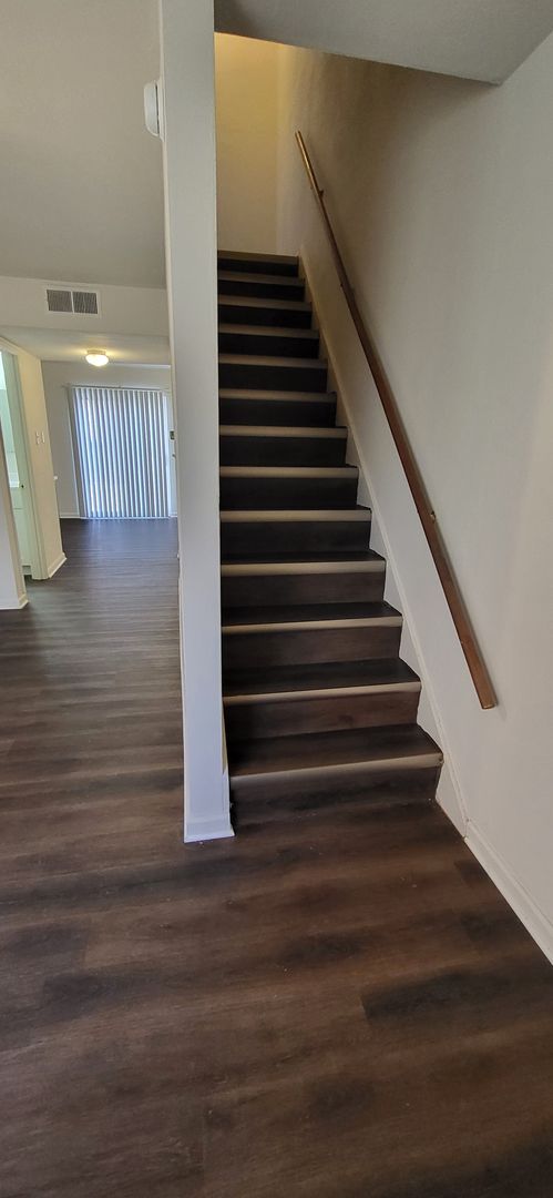 Yorktowne Apartments