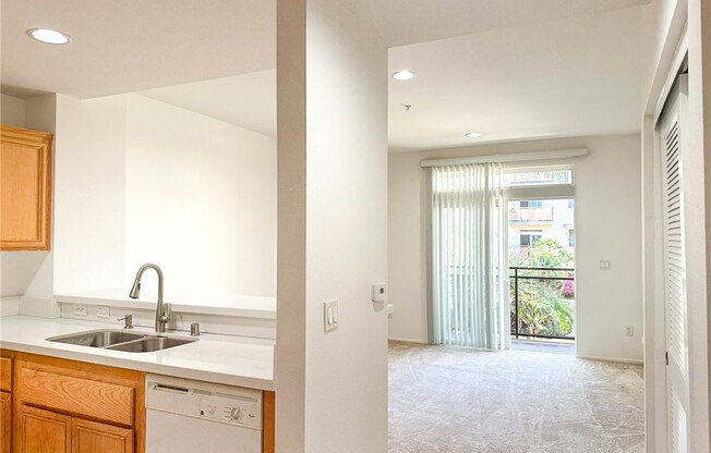 1 bed, 1 bath, 623 sqft, $3,200, Unit 217