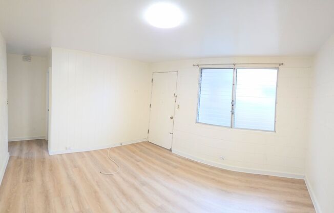 2 beds, 1 bath, $1,900, Unit A