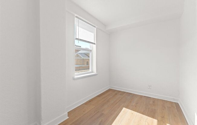 1 bed, 1 bath, 500 sqft, $925, Unit 506