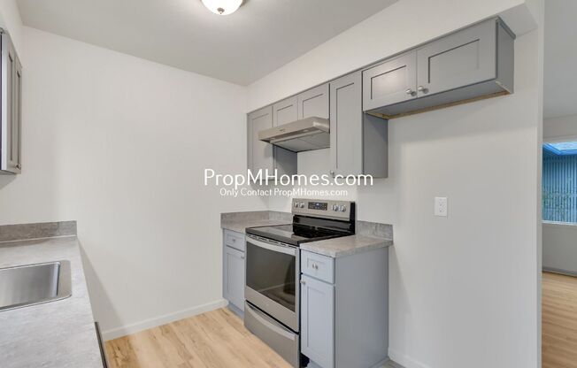 2 beds, 1 bath, $1,899