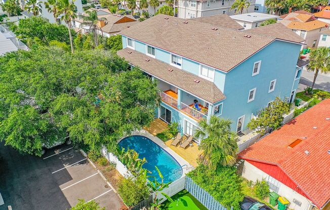 3 beds, 3.5 baths, $3,850