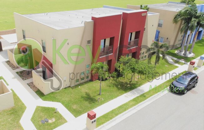 2B/2.5B Townhome in gated community now available in Mcallen TX ( Jackson & Nolana )