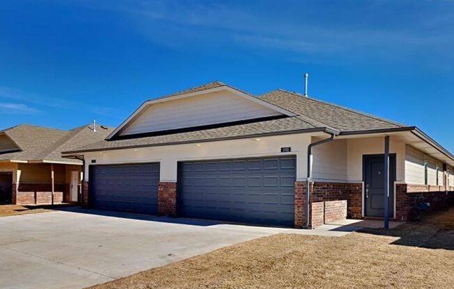 *MOVE IN SPECIAL: 2nd Month's Rent FREE, Call today to claim this offer!* Luxury NEW 3 Bedroom 2 Bathroom Duplex with 2 Car Garage in Bethany, Ok