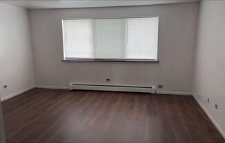3913 W 124 PL