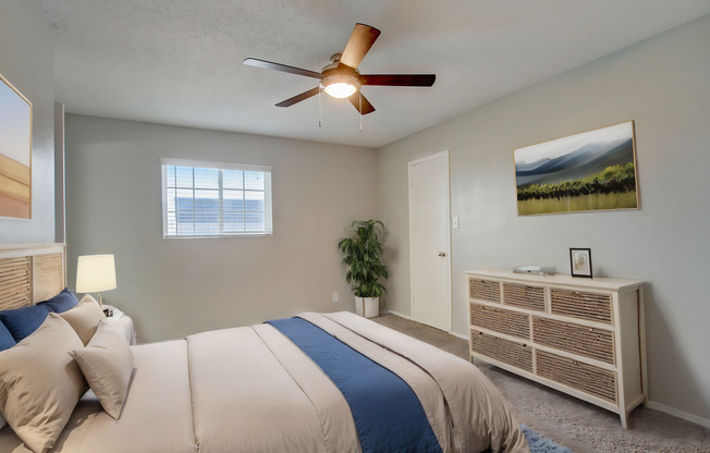 3 beds, 2 baths, 1,150 sqft, $1,895, Unit 920-210