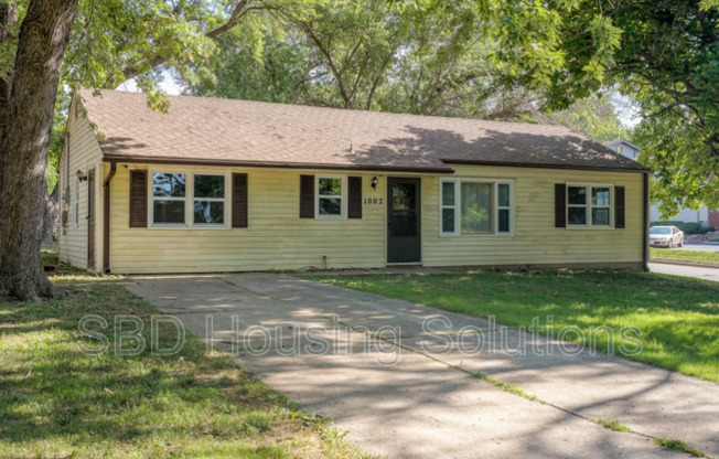 1002 ORCH AVE