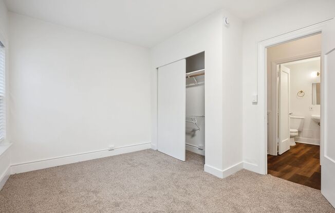 1 bed, 1 bath, 550 sqft, $2,100