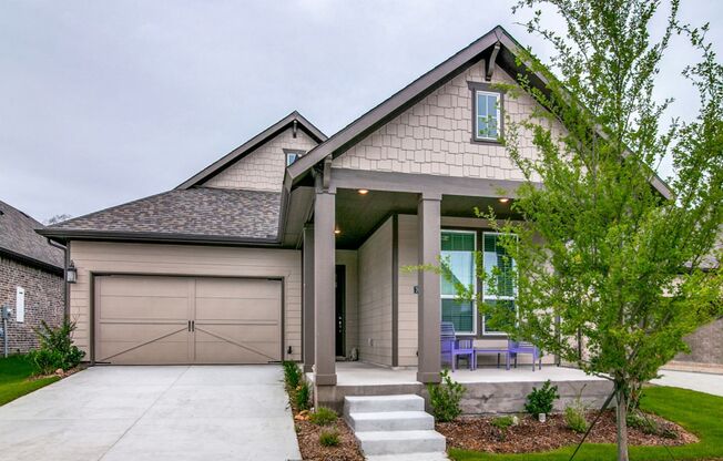 Lakeside living (New Development) on the shores of Lake Ray Hubbard in a 3 bedroom 2 bath house