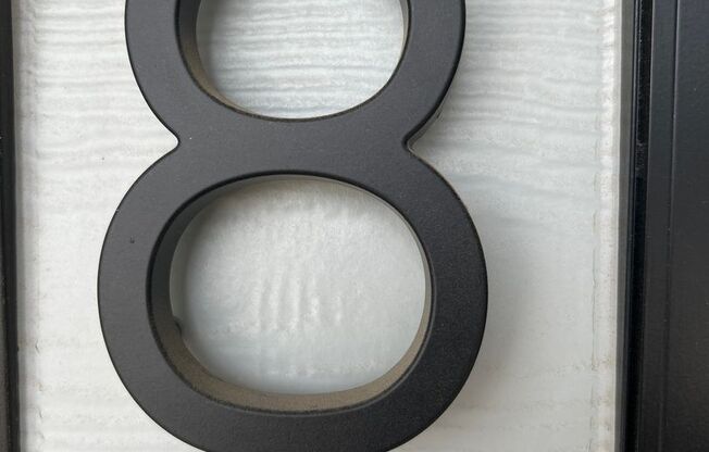 Studio, 1 bath, 500 sqft, $995, Unit 08